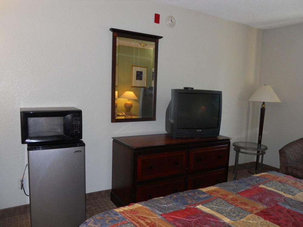 Airport Inn - Chattanooga Bagian luar foto