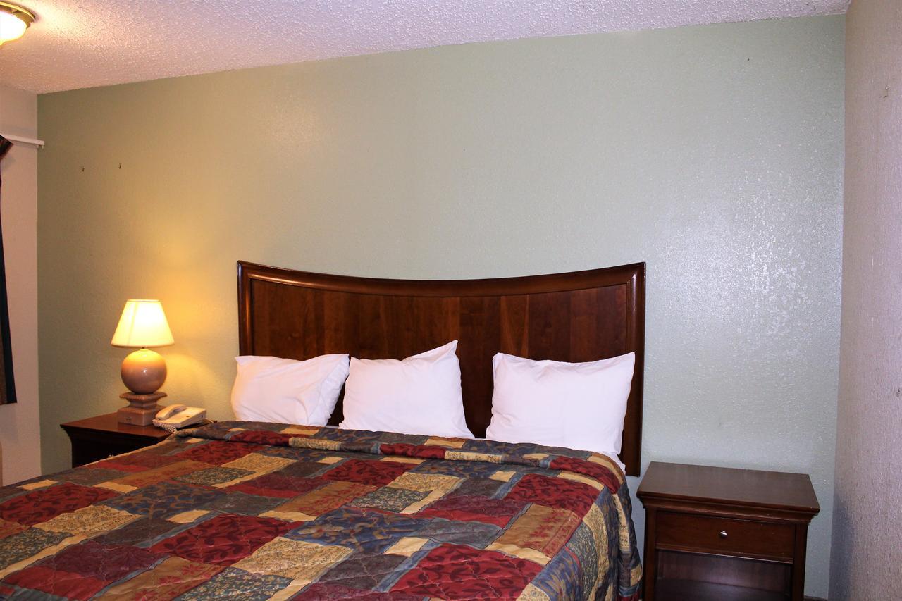 Airport Inn - Chattanooga Bagian luar foto