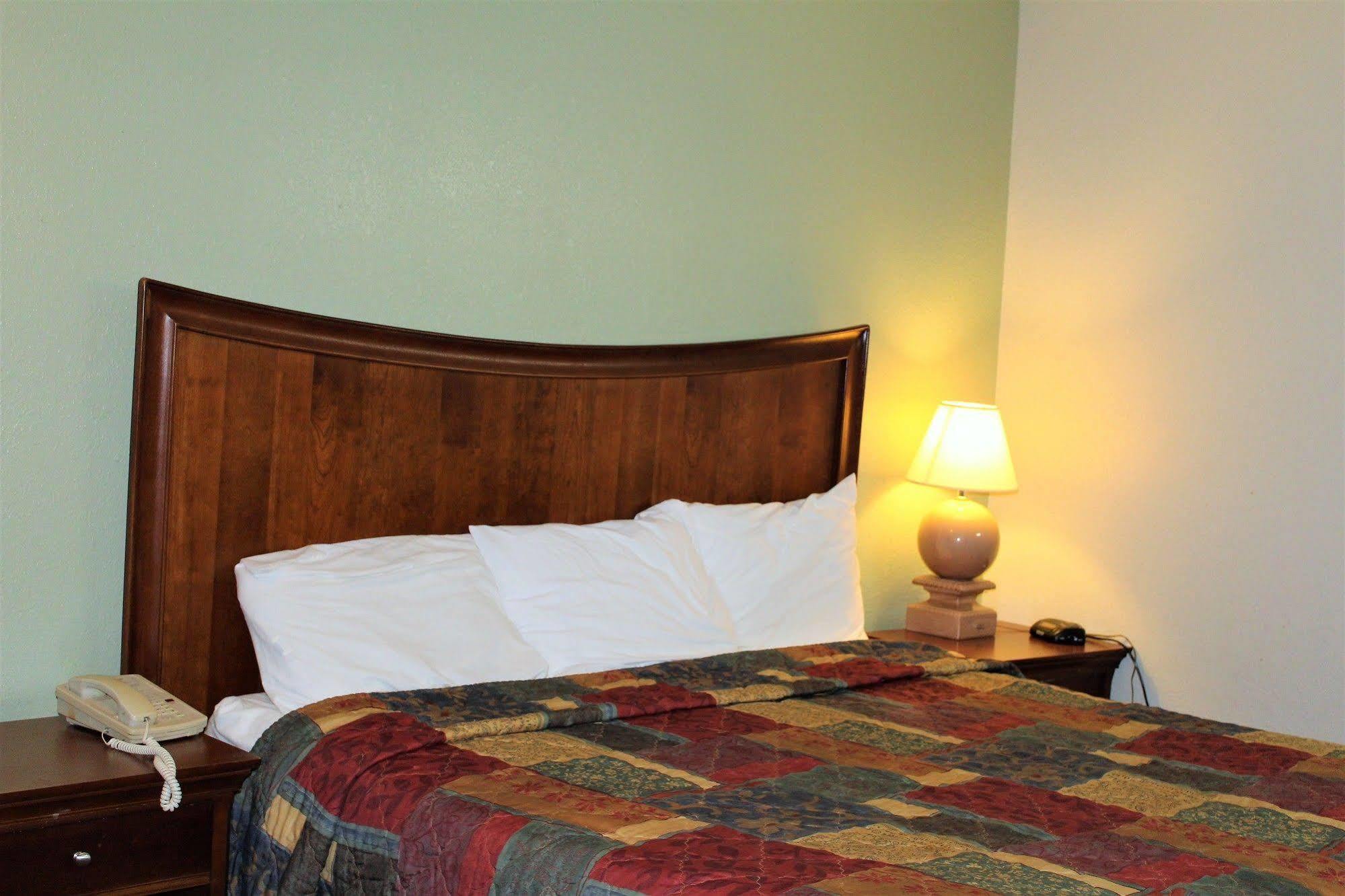 Airport Inn - Chattanooga Bagian luar foto
