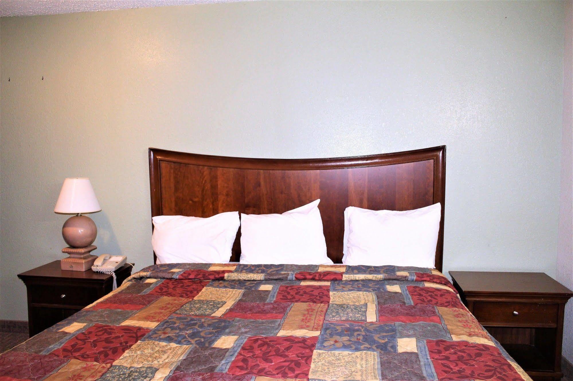 Airport Inn - Chattanooga Bagian luar foto